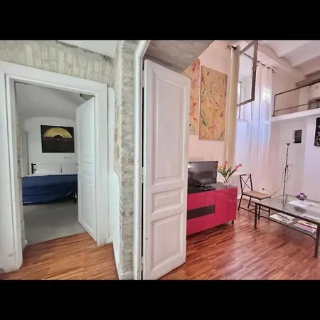 דירה Domitilla רומא